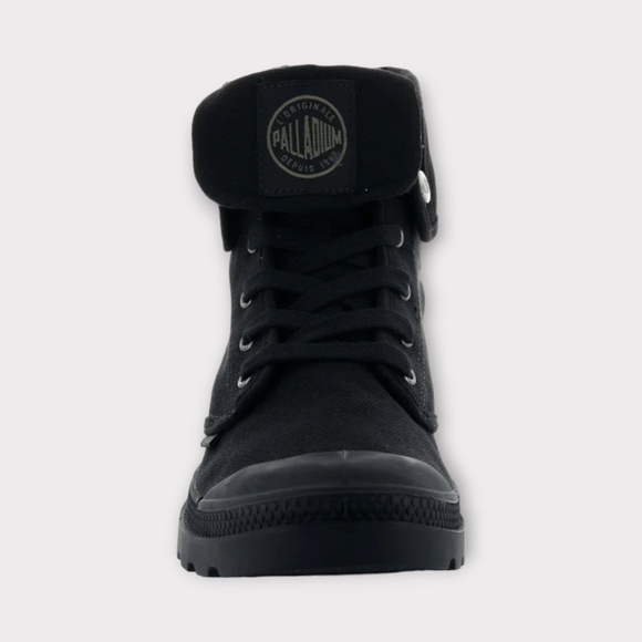 Palladium Men\'s Baggy Boots in Black Canvas. 02353-060